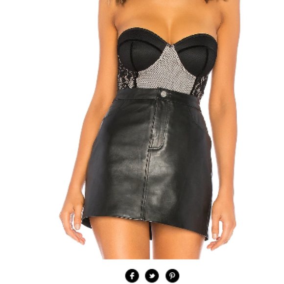 Off shoulder Bustier Bodysuit – Sleek, Sexy, and Perfectly Fitted - Picture 4 of 4